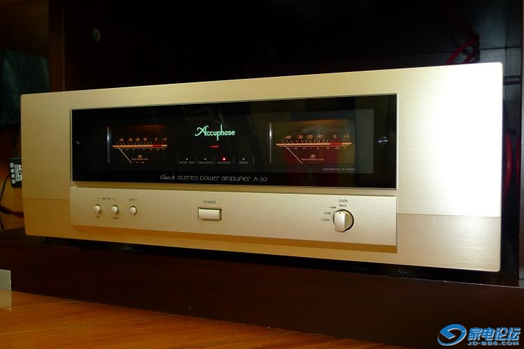 Accuphase A30.01.jpg