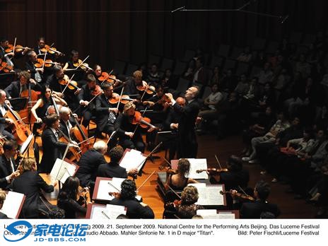 Beijing_LFO_Abbado_Symph_Conc_21092009_08-f2.jpg