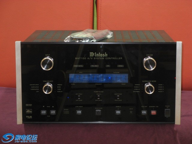 MHT100.jpg