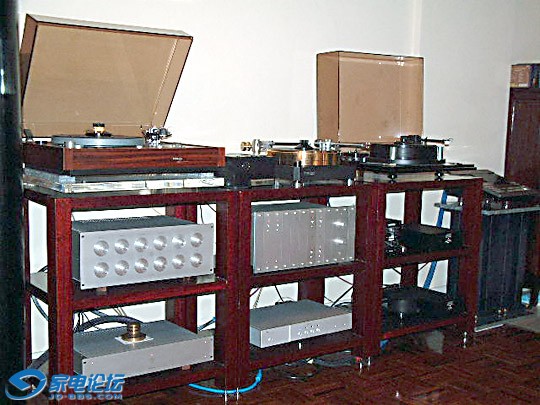 GD turntable and Cello setup.JPG
