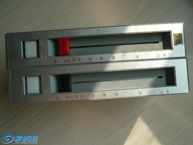 0908300856d6b53b26d6eac575.jpg