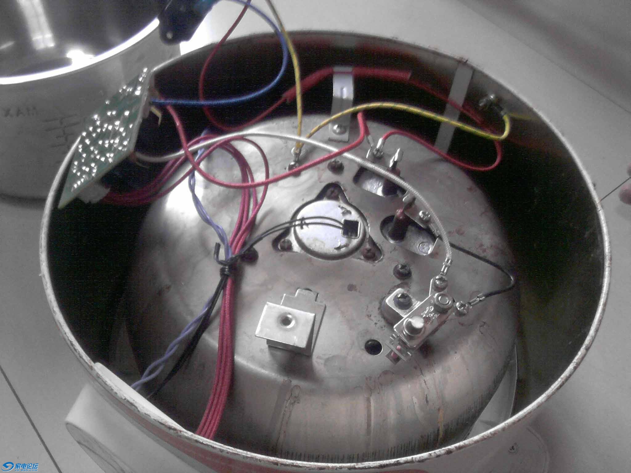 电压力锅故障请教一下论坛高人