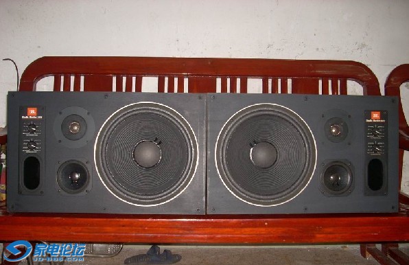 ������Ԫ���ڰڷţ������ҵ�ͼ��