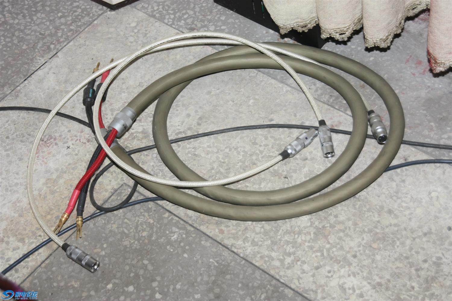 IMG_6685 (Custom).jpg