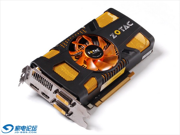 Zotac_GTX560Ti_2.jpg