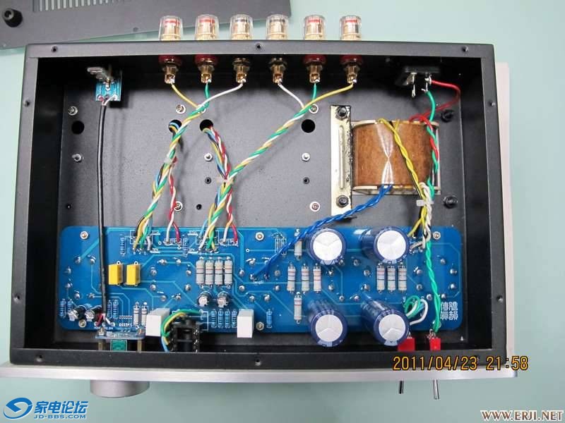 ��ɫ���ǰ�����ݣ���ɫ����ˮ�����