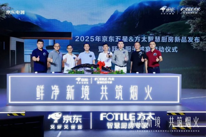 �ǻ۳�����ƷZϵ���ذ��ǳ� ��̫Я�־���MALL��������������������ҵ�±��